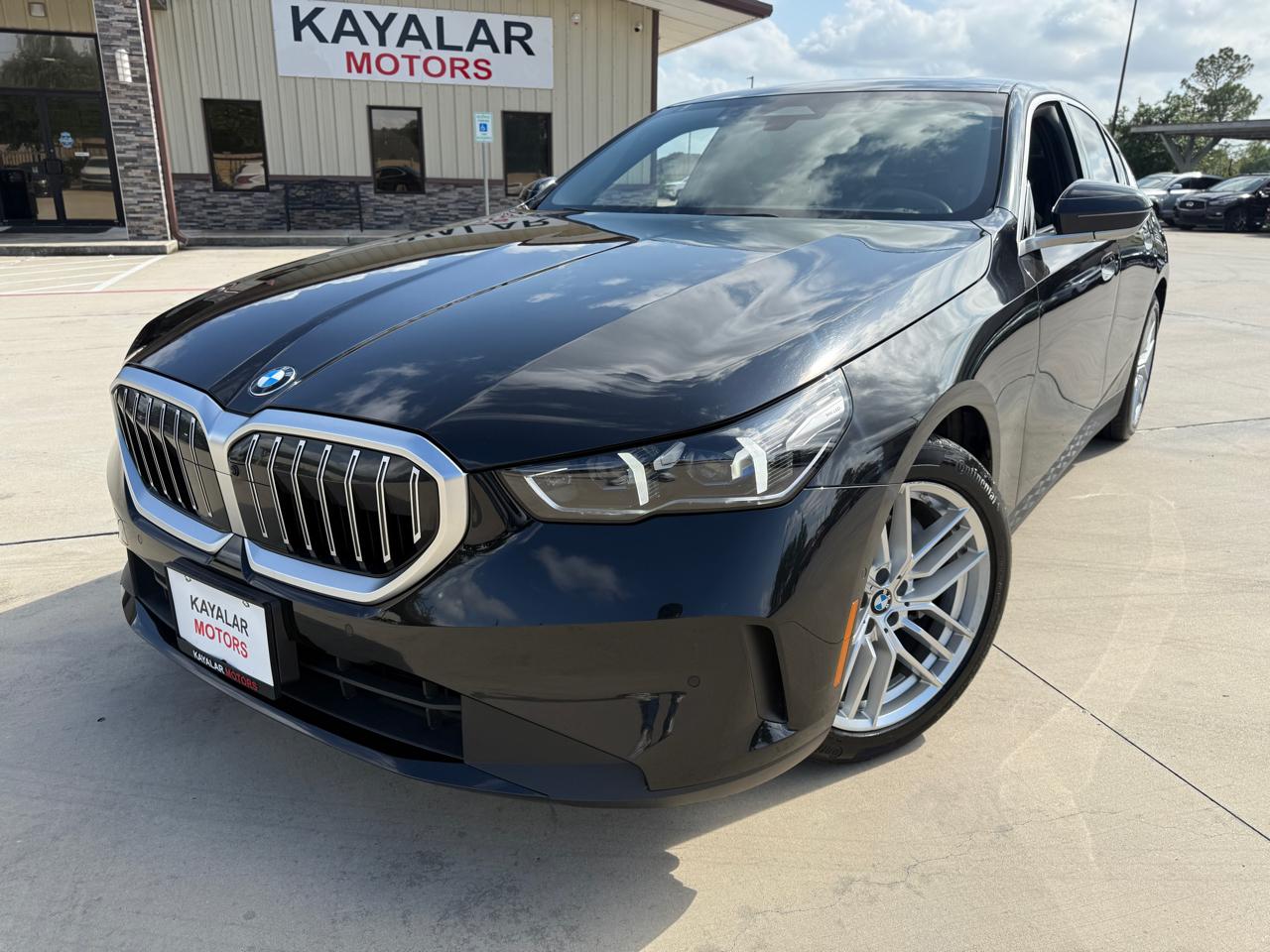 BMW 5-Series 530i 2025