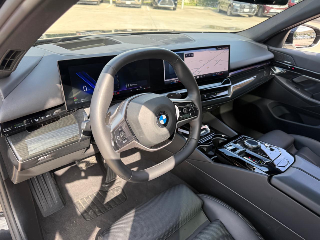 BMW 5-Series 530i 2025