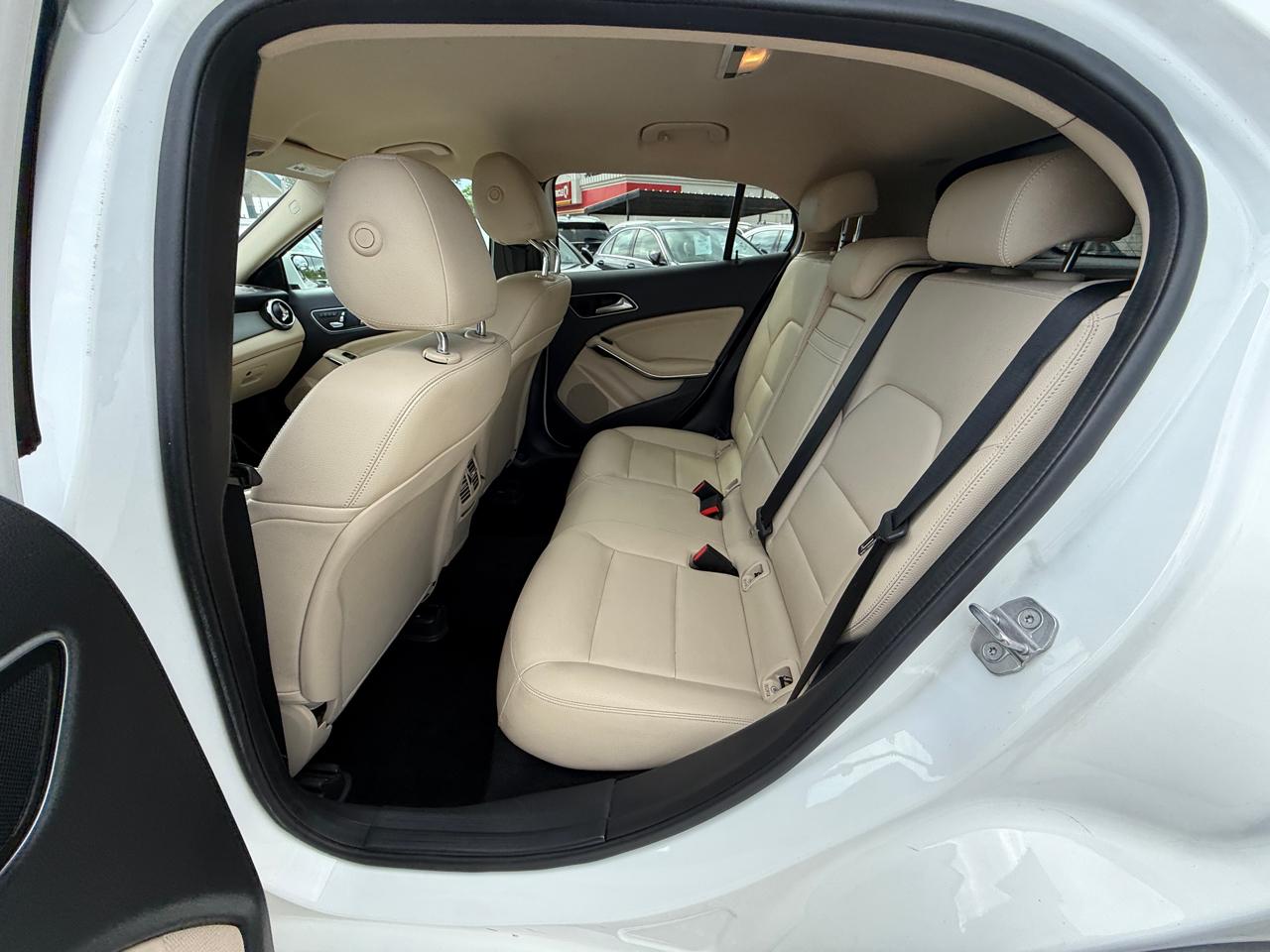 Mercedes-Benz GLA-Class GLA250 2019