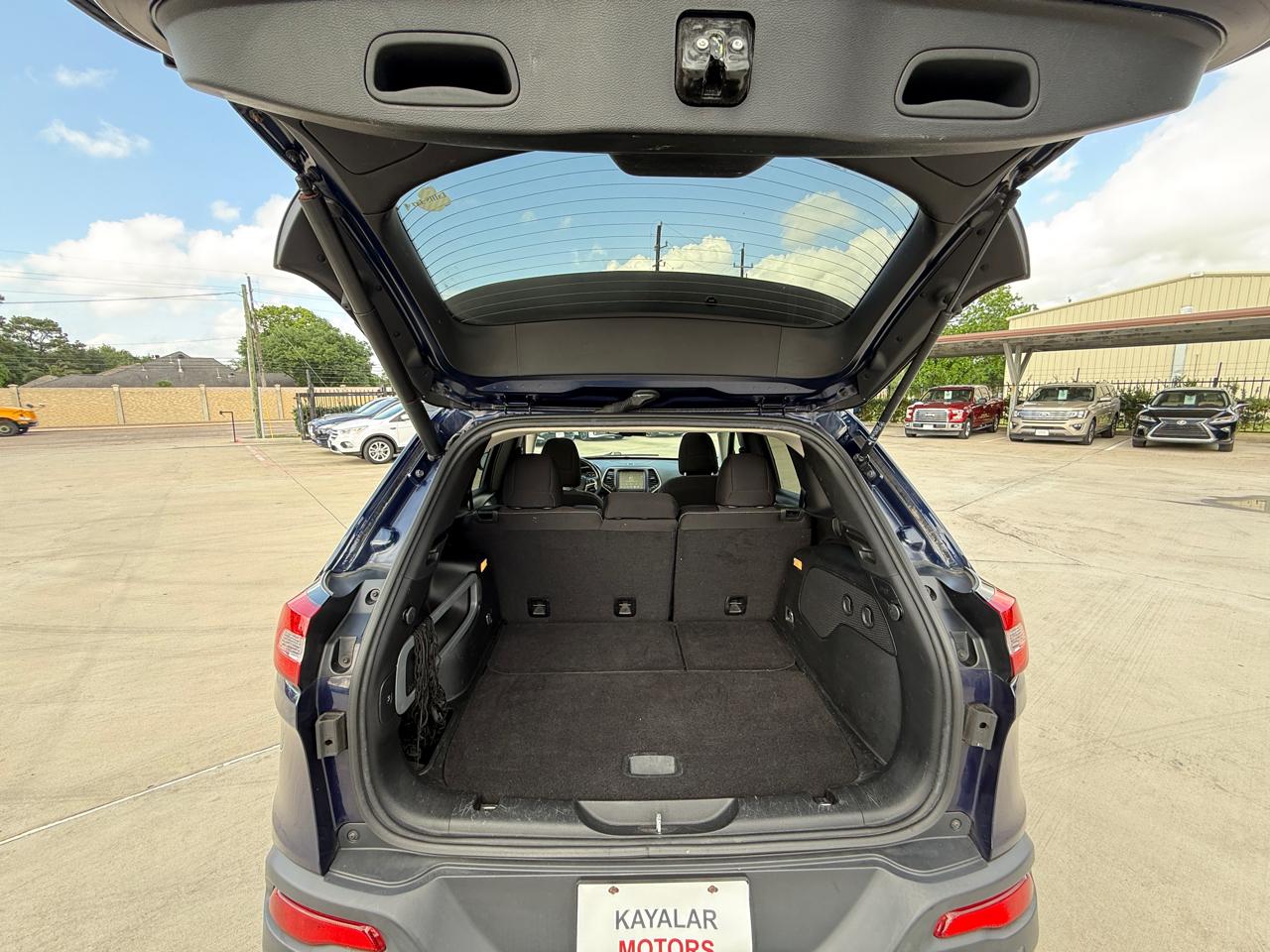 Jeep Cherokee Latitude 4WD 2015