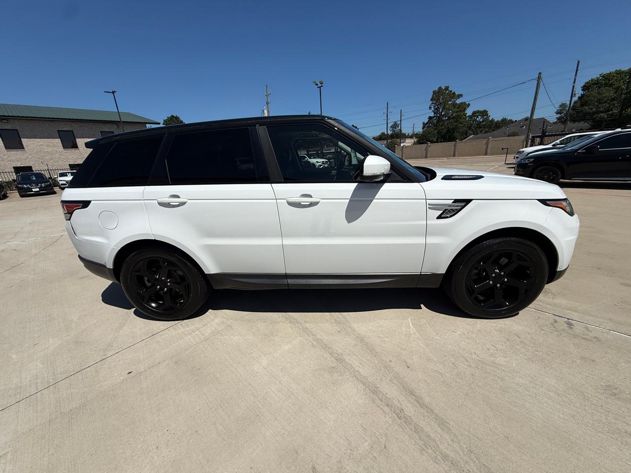 Land Rover Range Rover Sport 3.0L V6 Supercharged SE 2014
