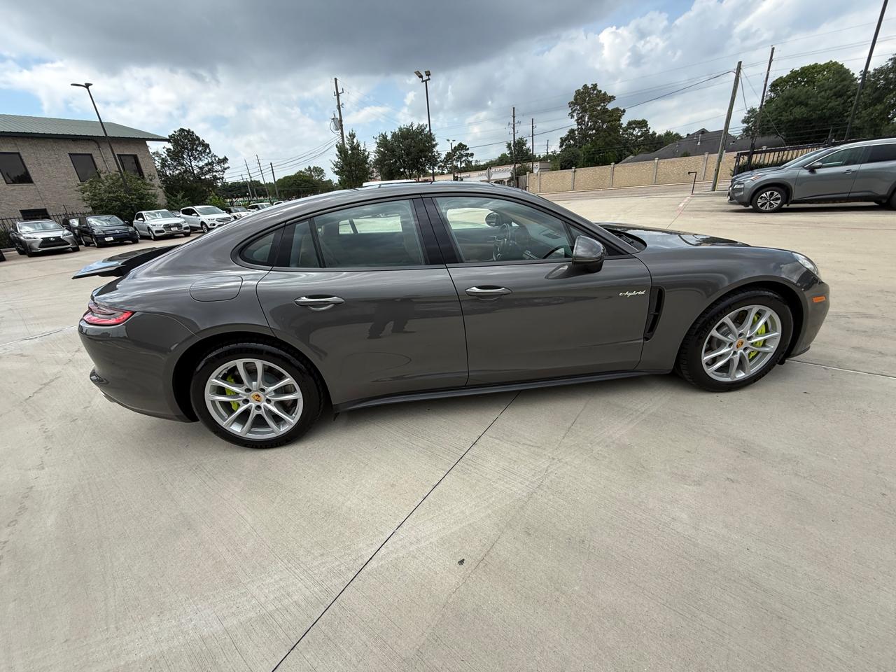 Porsche Panamera 4 E-Hybrid 2018