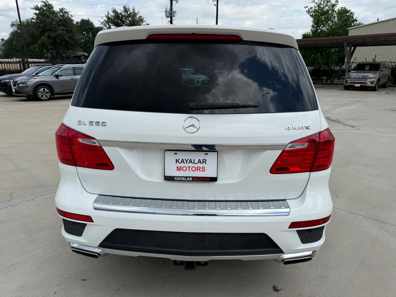 Mercedes-Benz GL-Class GL550 4MATIC 2016