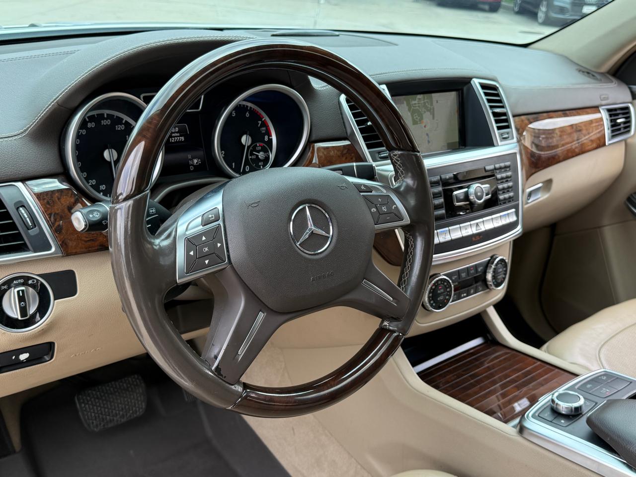 Mercedes-Benz GL-Class GL550 4MATIC 2016