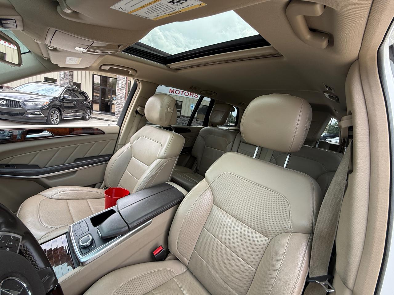 Mercedes-Benz GL-Class GL550 4MATIC 2016