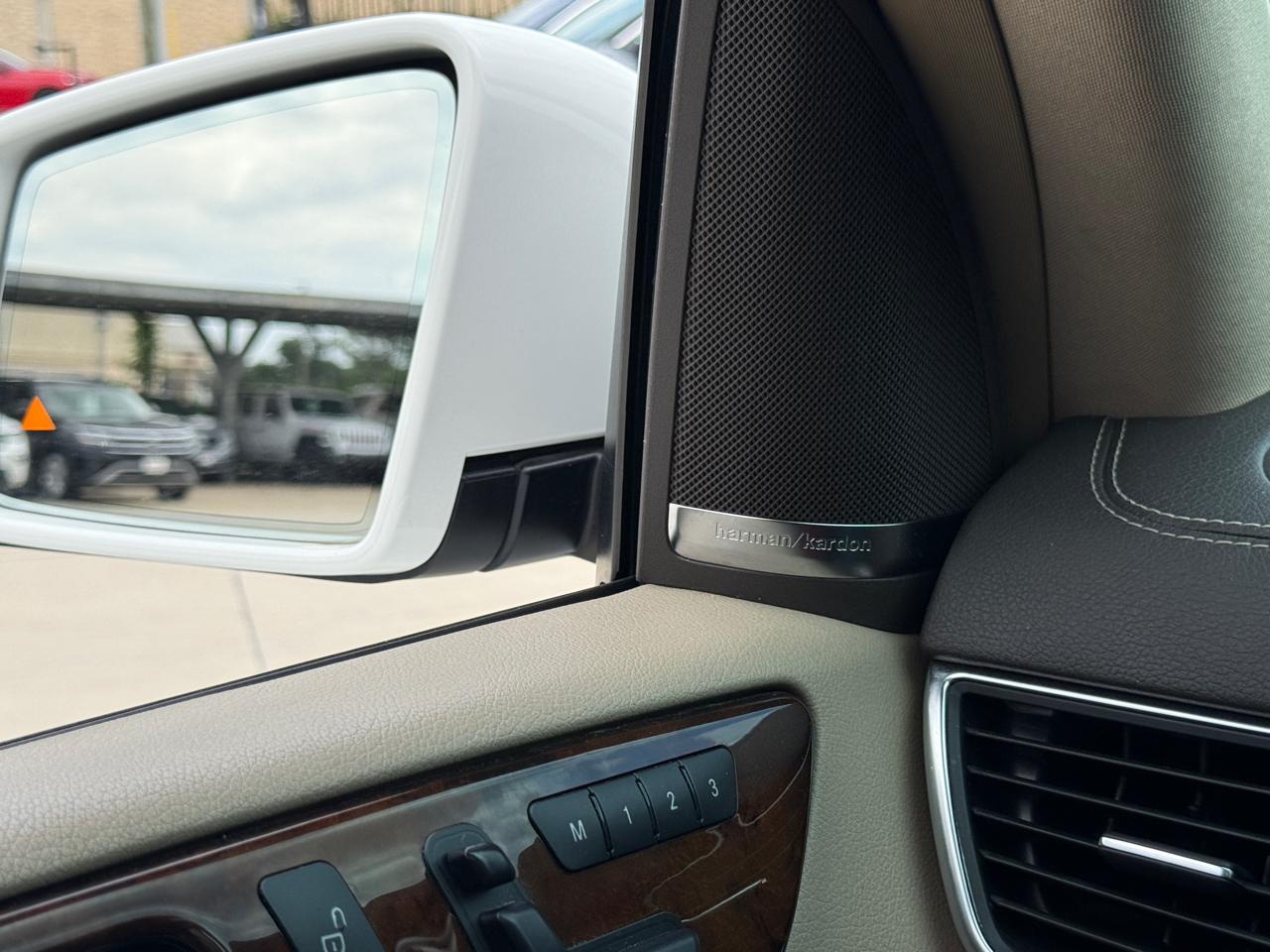 Mercedes-Benz GL-Class GL550 4MATIC 2016