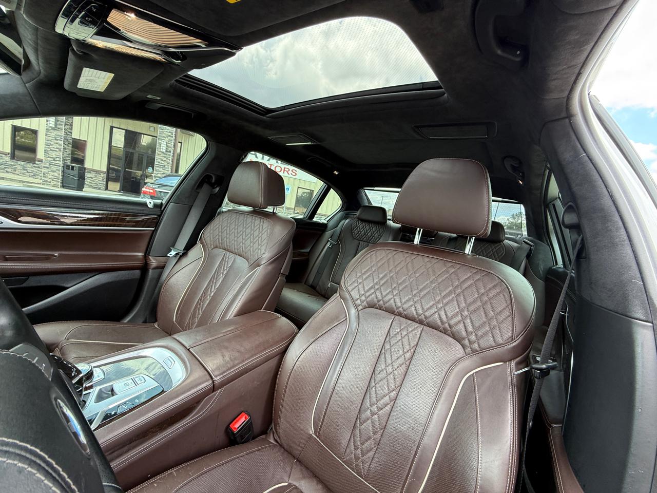 BMW 7-Series 750i 2017