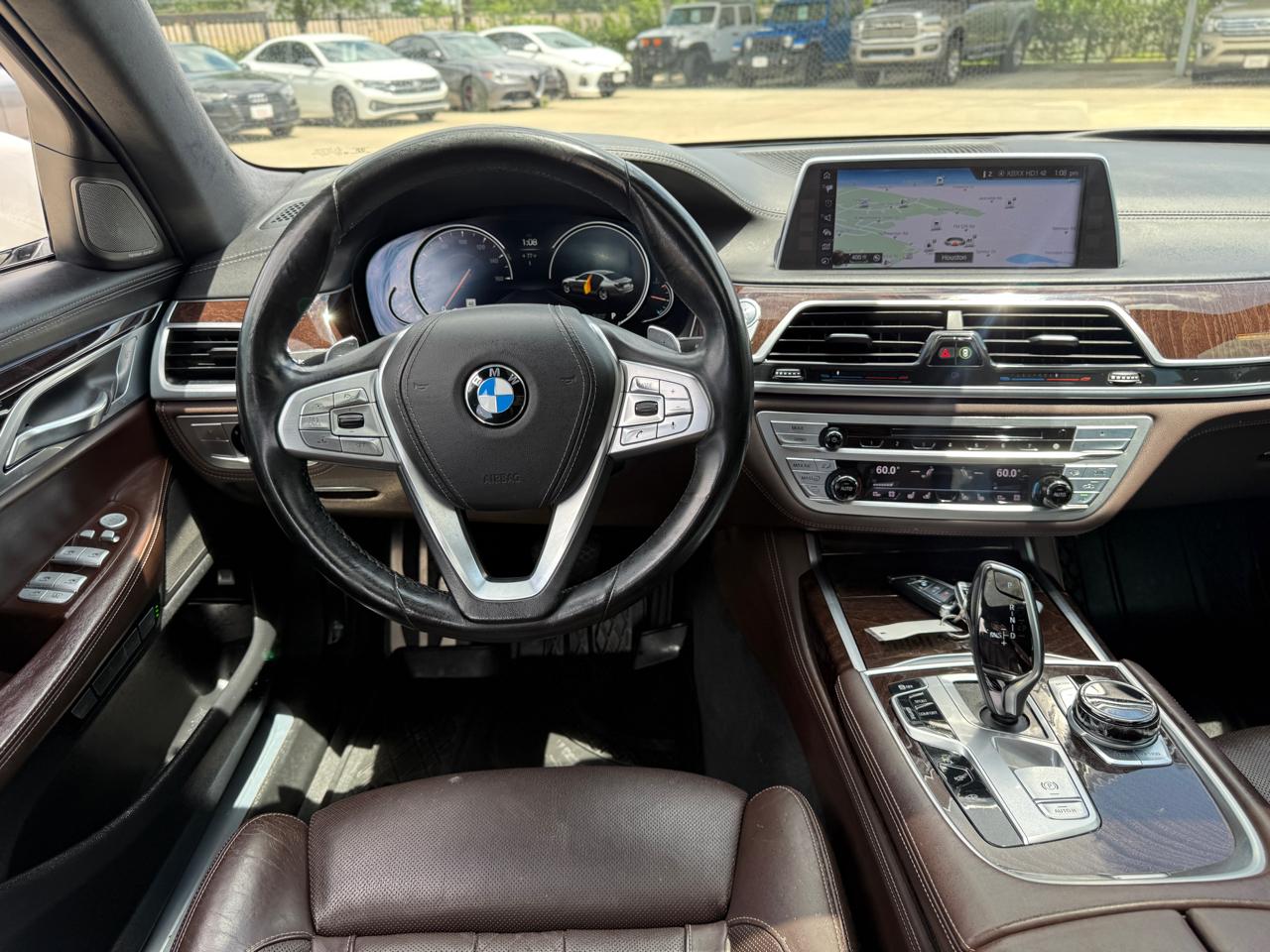 BMW 7-Series 750i 2017