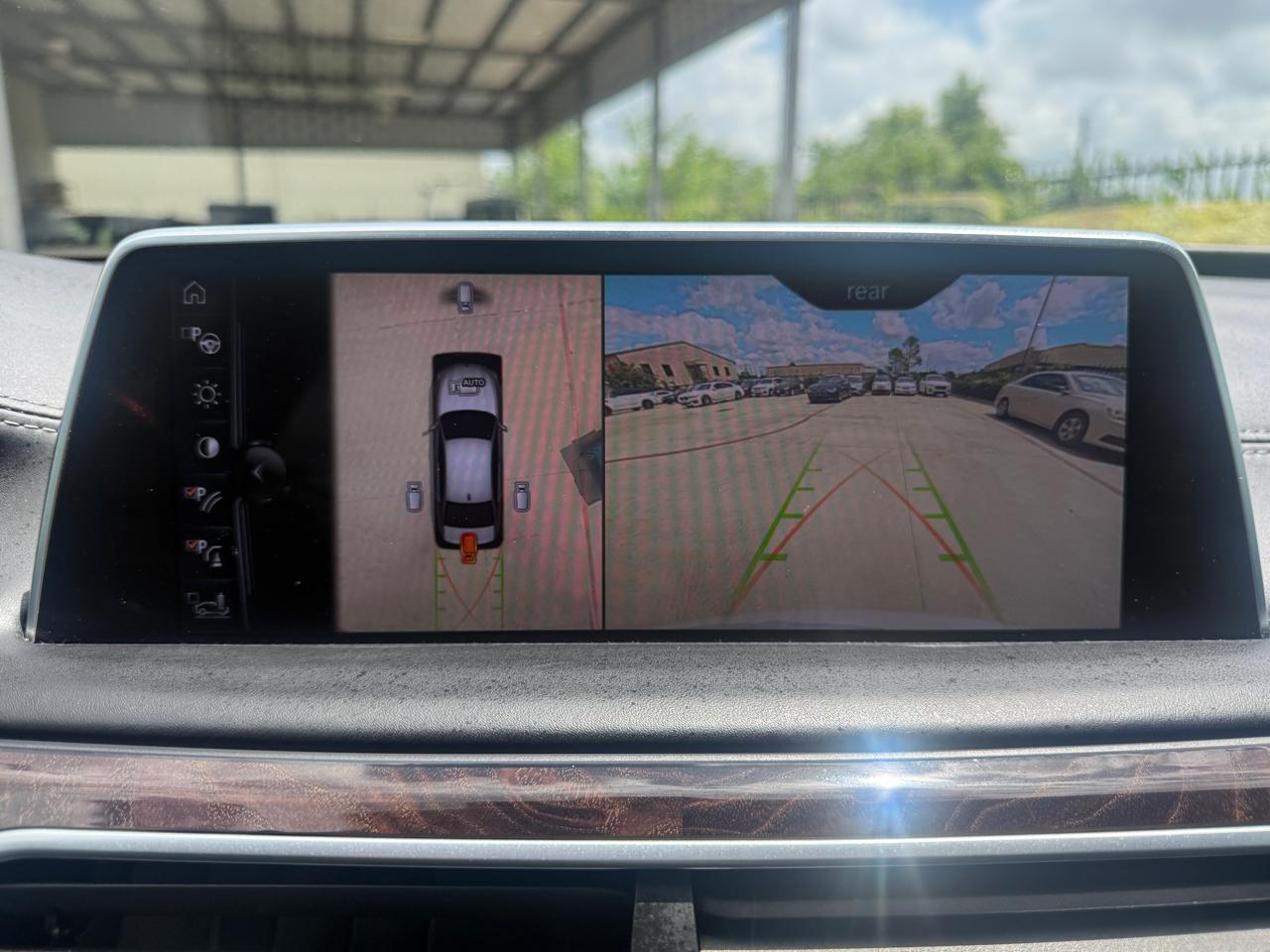 BMW 7-Series 750i 2017