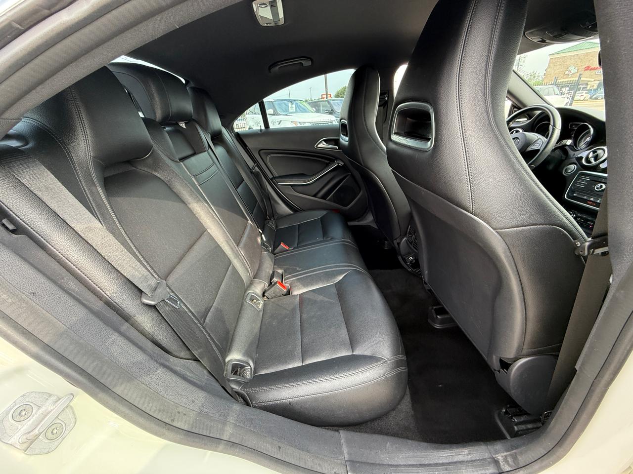 Mercedes-Benz CLA-Class CLA250 4MATIC 2015