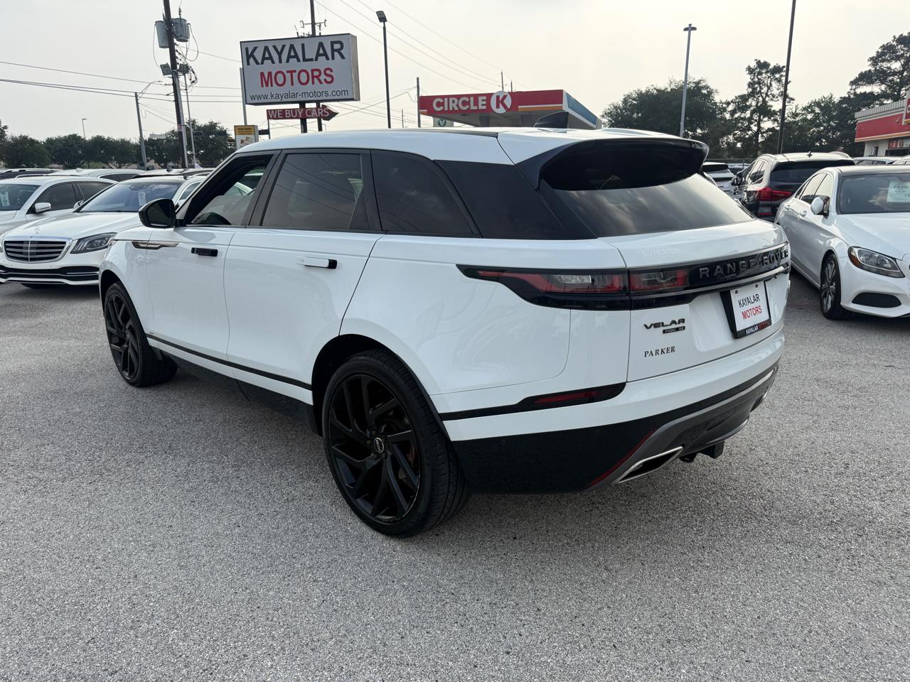 Land Rover Range Rover Velar R-Dynamic SE 2018