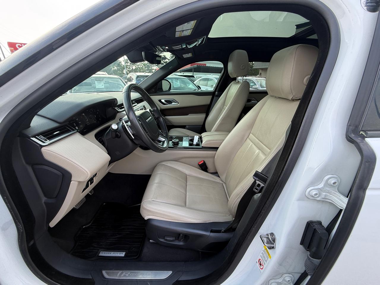 Land Rover Range Rover Velar R-Dynamic SE 2018