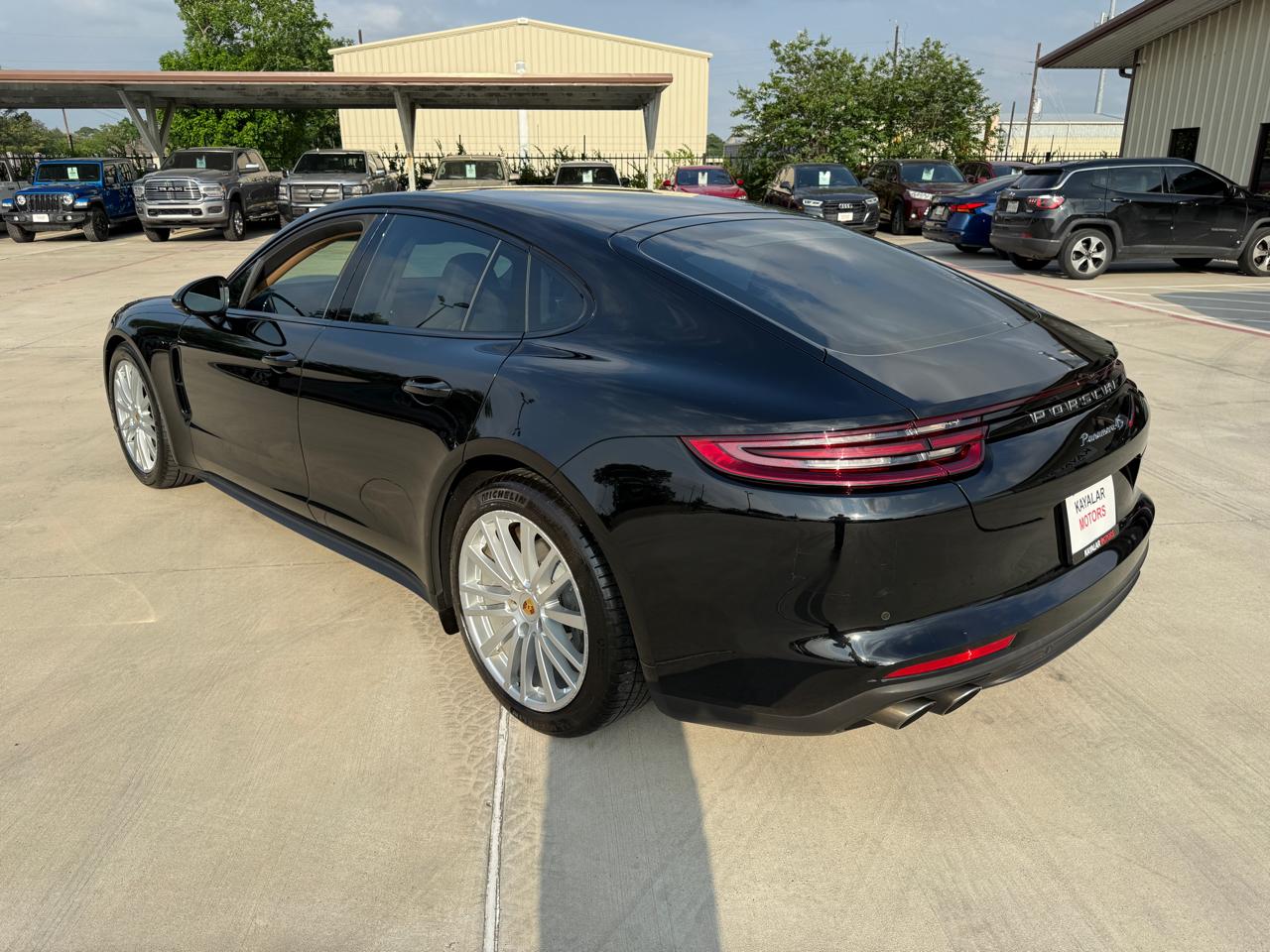Porsche Panamera 4S 2018
