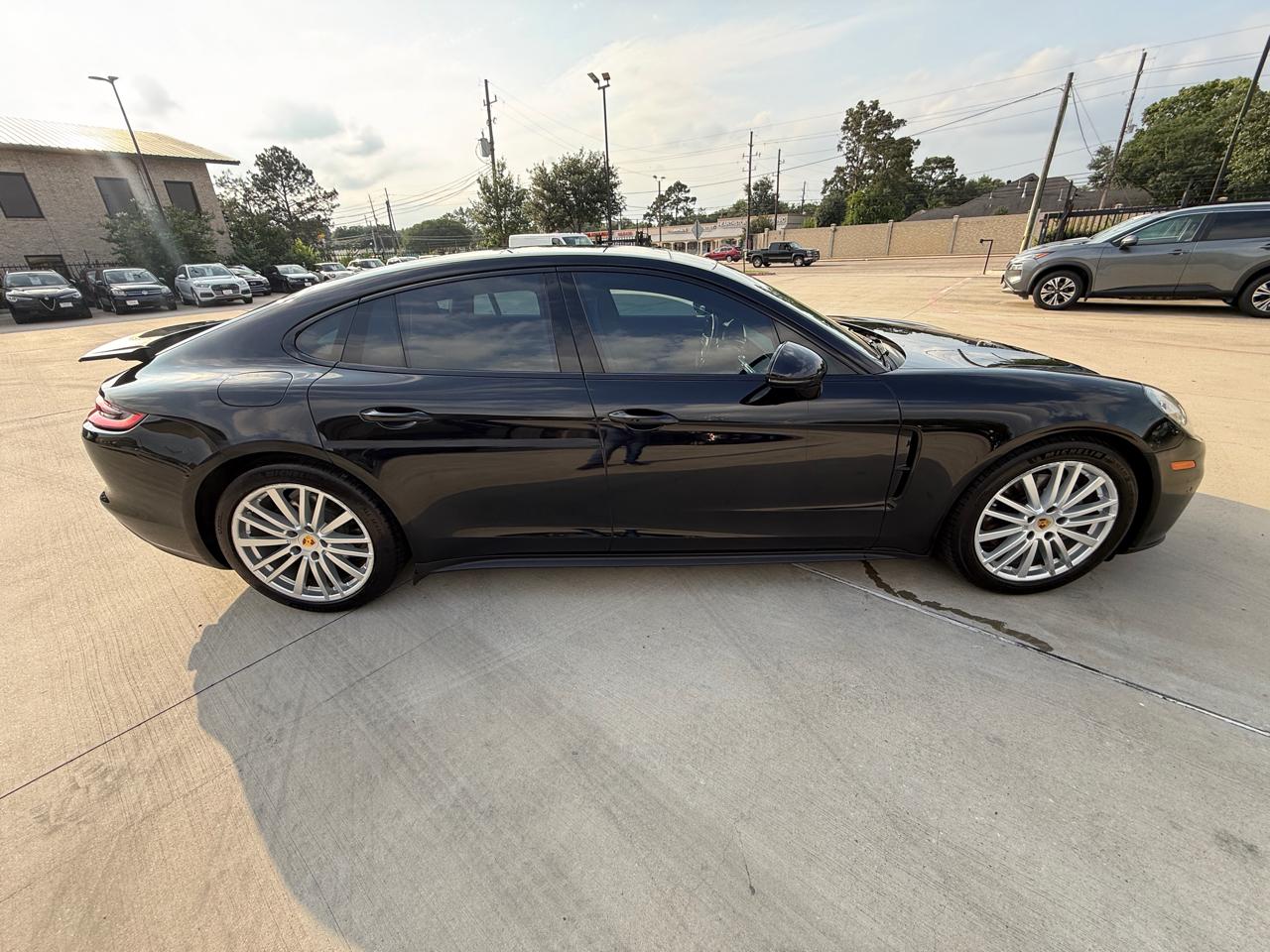 Porsche Panamera 4S 2018