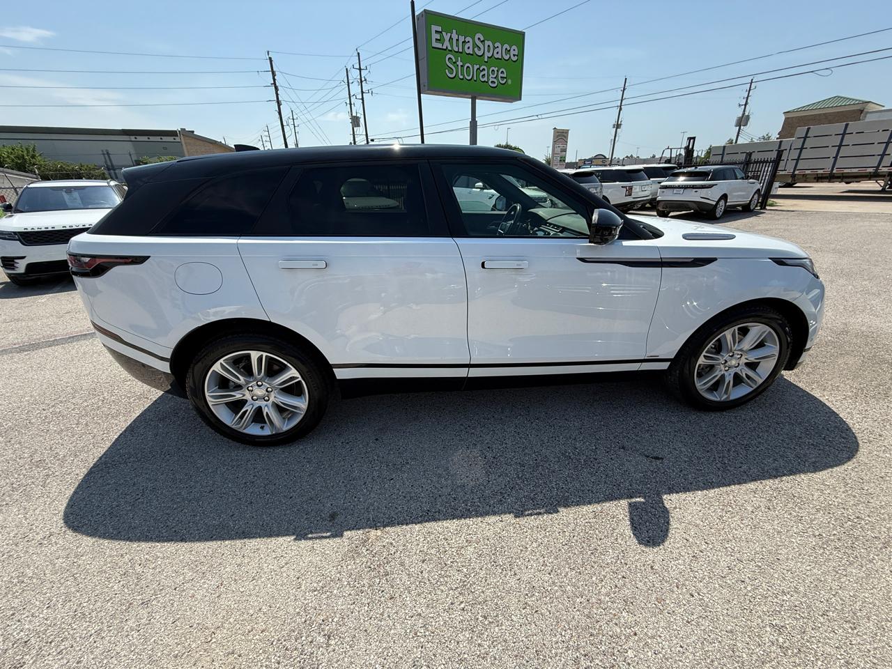 Land Rover Range Rover Velar R-Dynamic S 2021