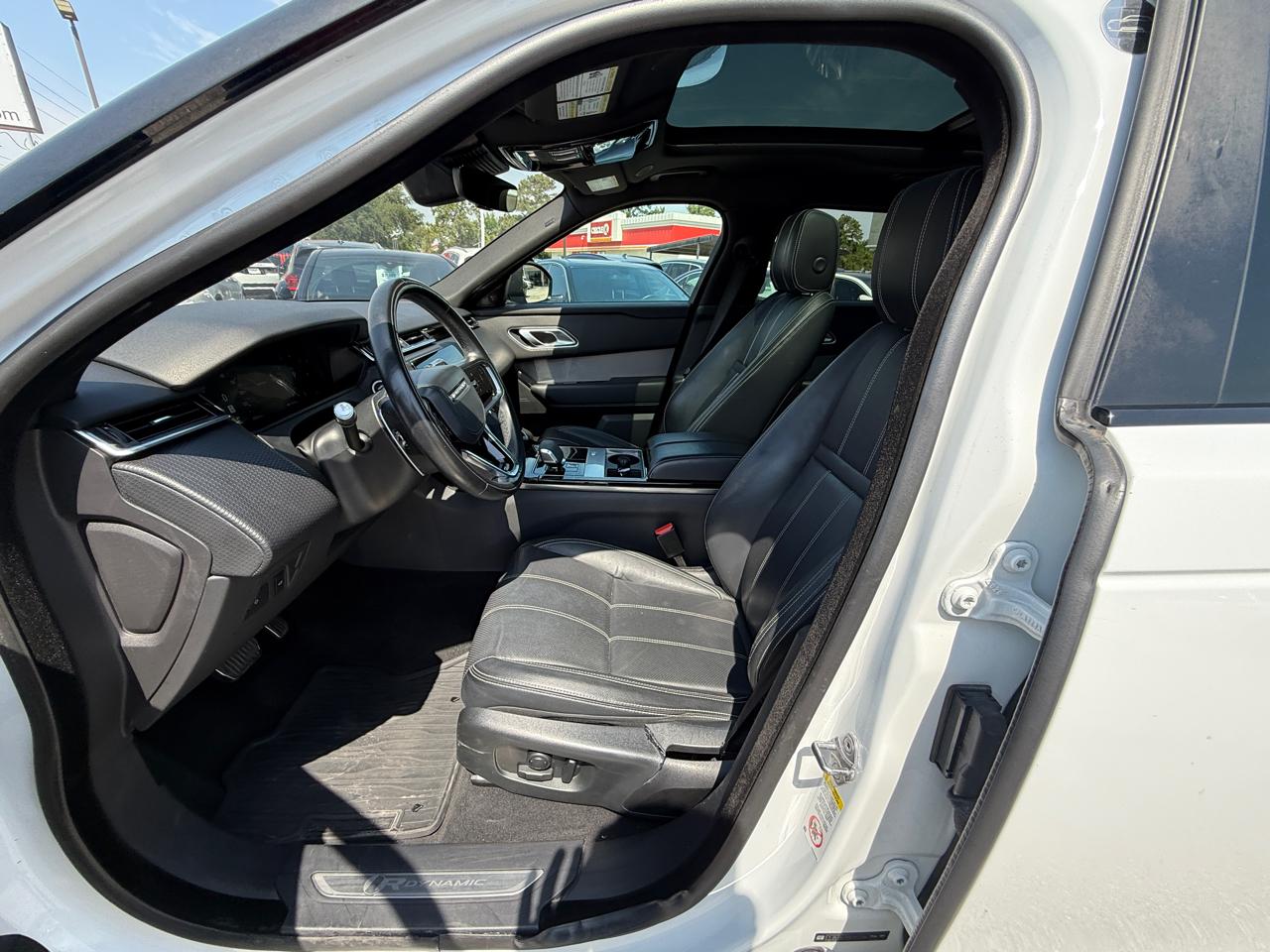 Land Rover Range Rover Velar R-Dynamic S 2021