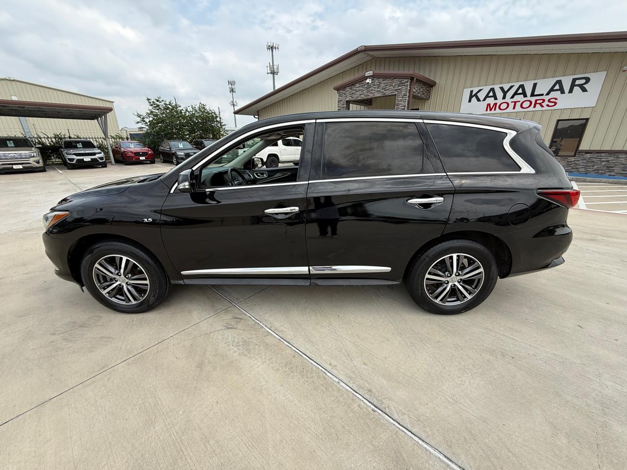 Infiniti QX60 Base AWD 2018