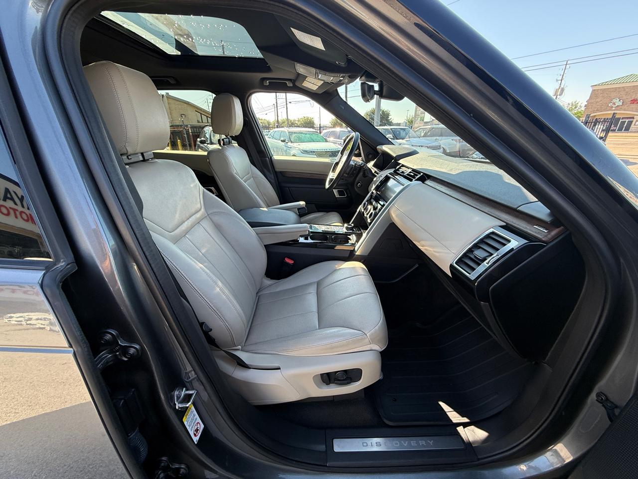 Land Rover Discovery HSE Td6 2019