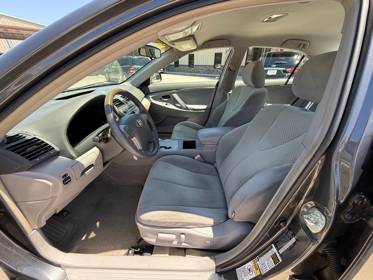 Toyota Camry XLE 5-Spd AT 2009