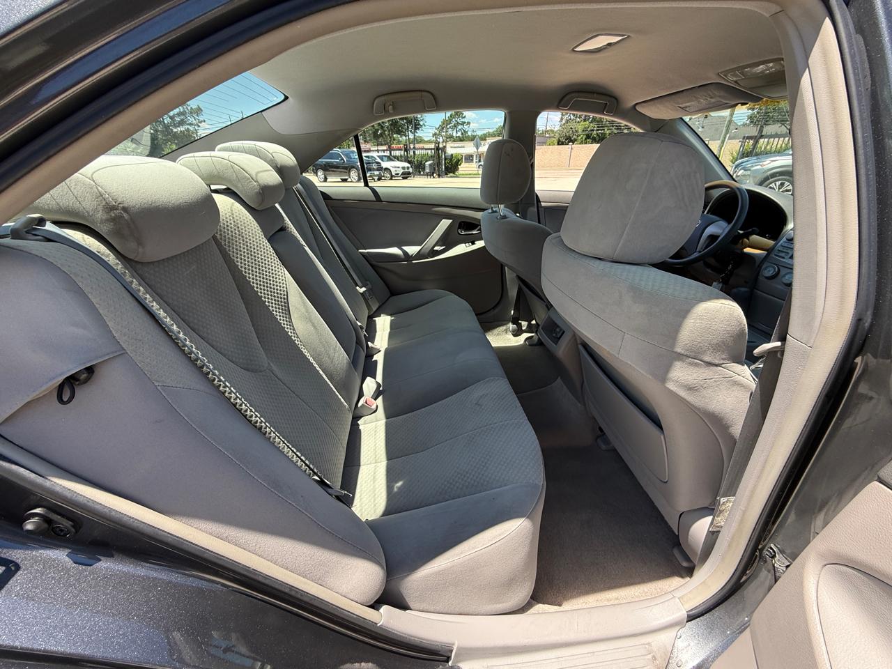 Toyota Camry XLE 5-Spd AT 2009