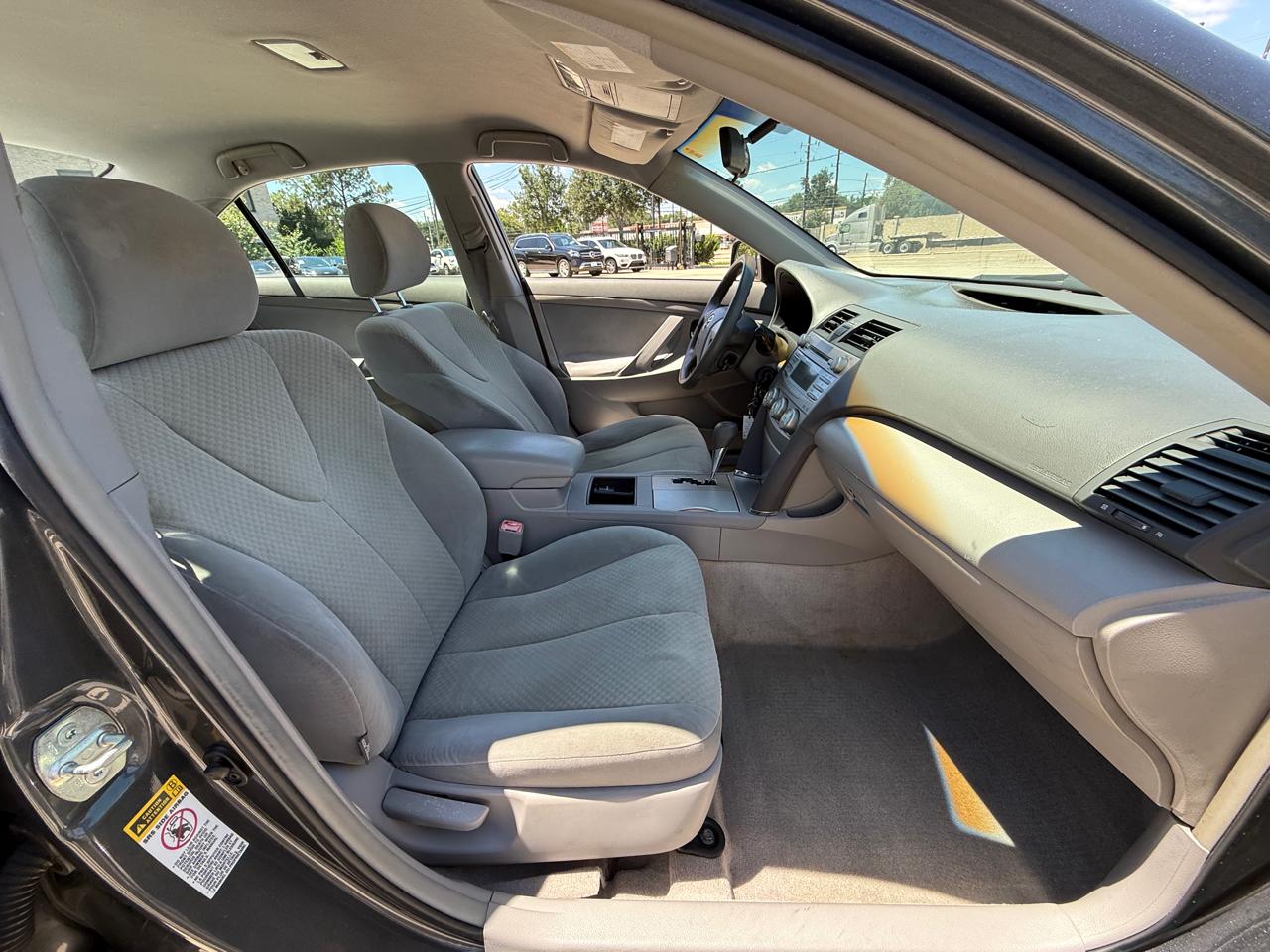Toyota Camry XLE 5-Spd AT 2009