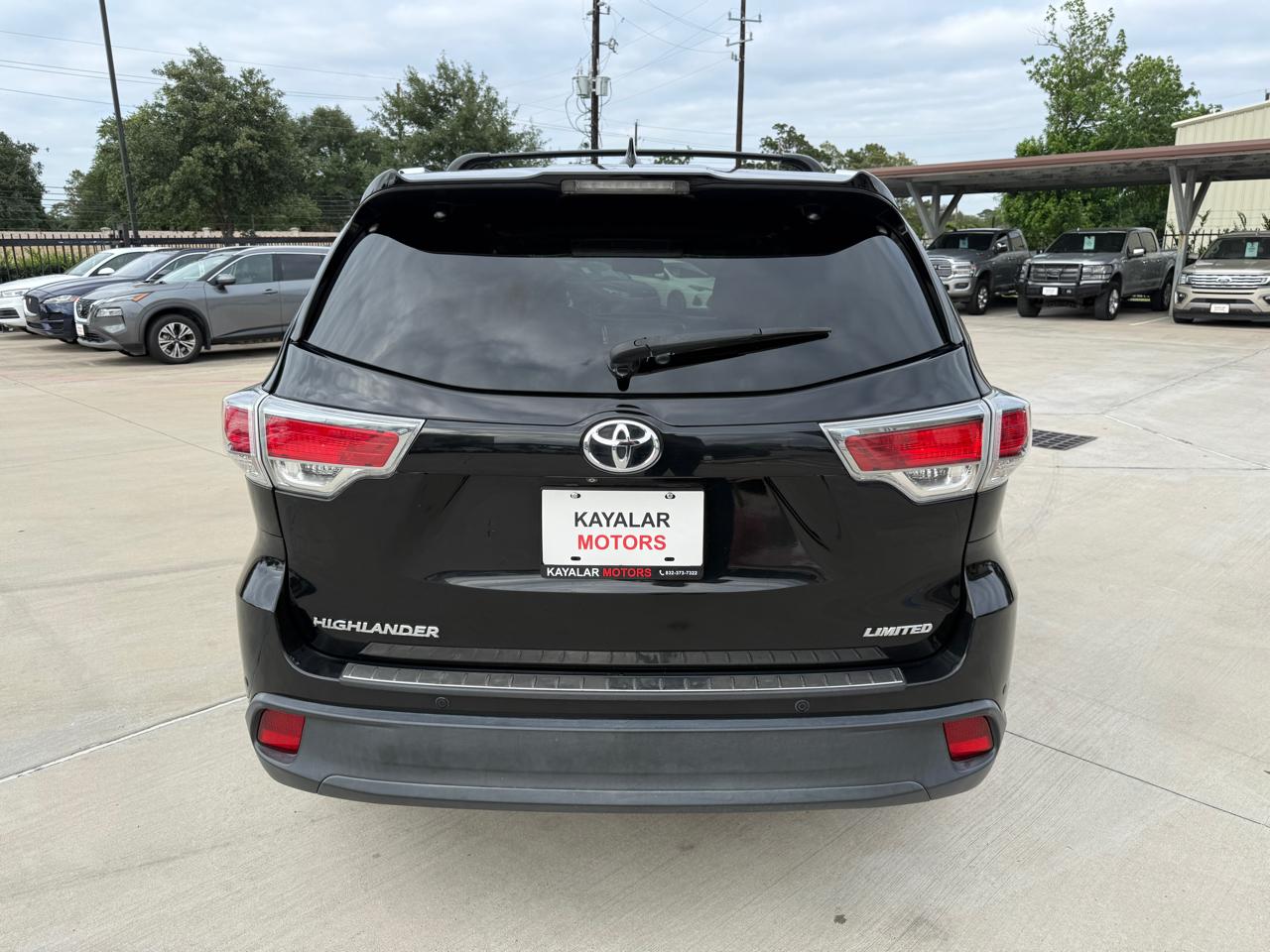 Toyota Highlander Limited FWD V6 2016