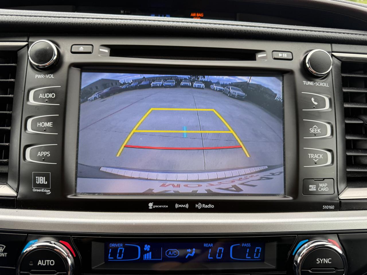 Toyota Highlander Limited FWD V6 2016