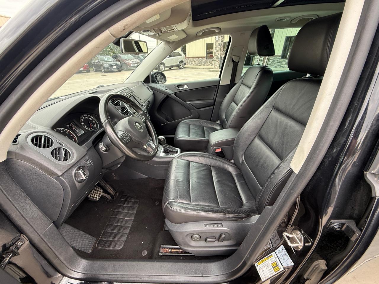 Volkswagen Tiguan SE 2016