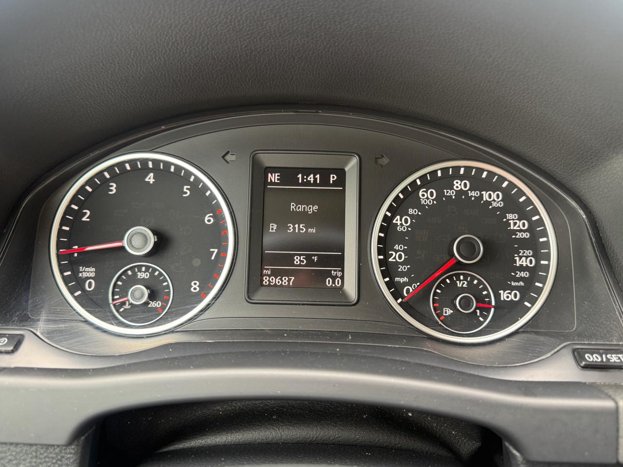 Volkswagen Tiguan SE 2016