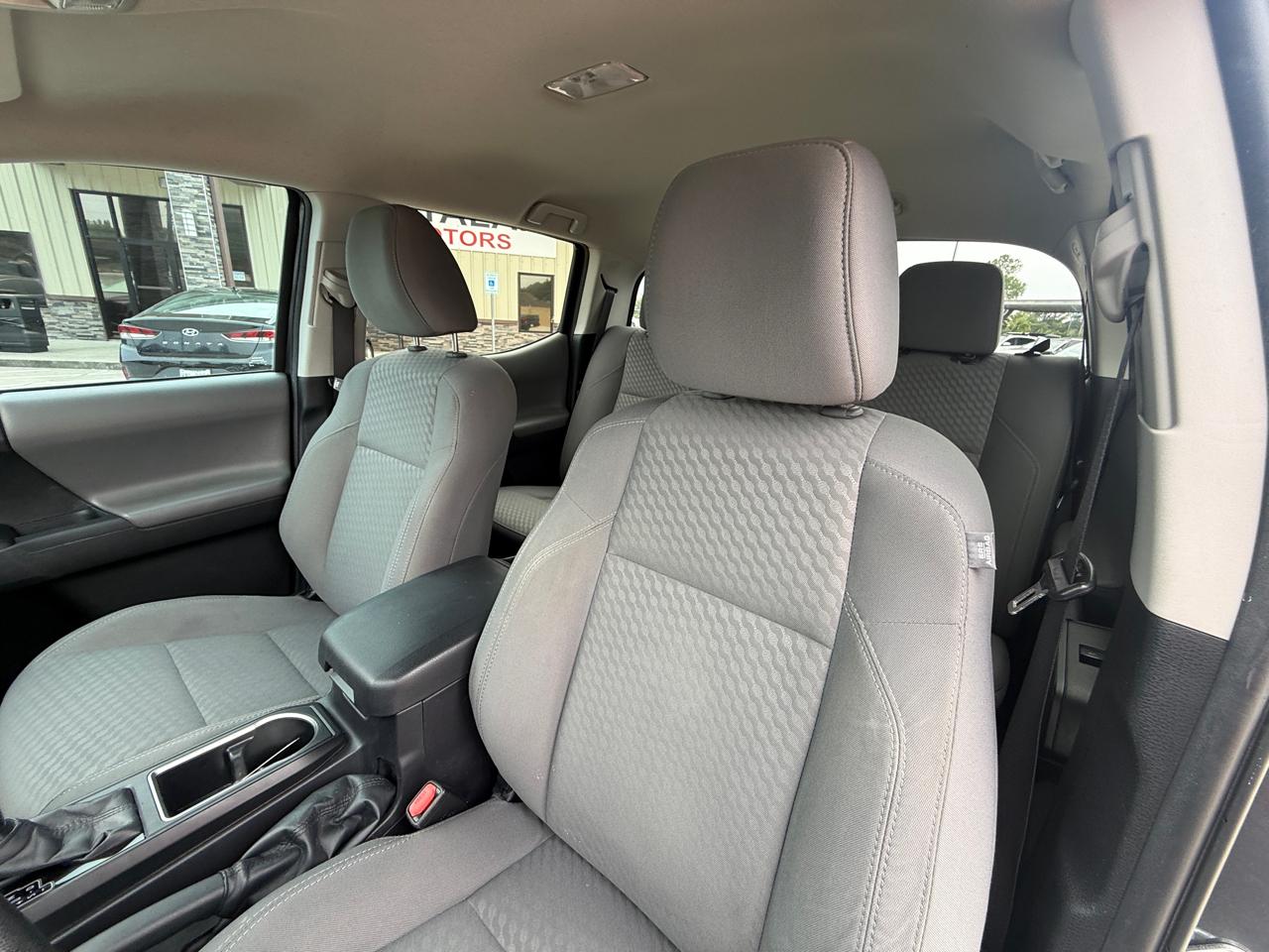 Toyota Tacoma SR5 Double Cab 2022