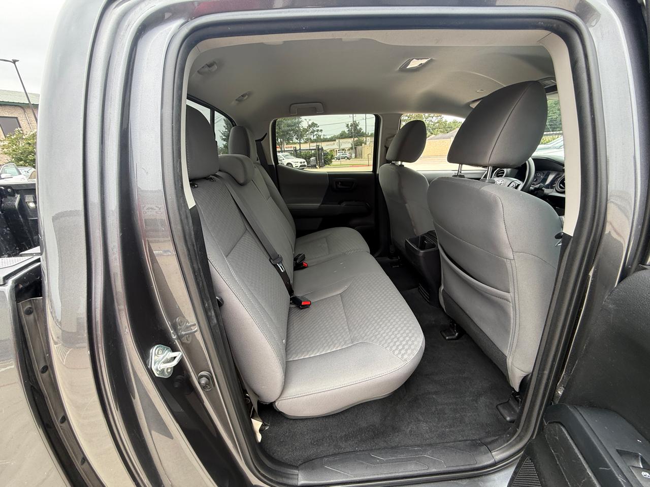 Toyota Tacoma SR5 Double Cab 2022