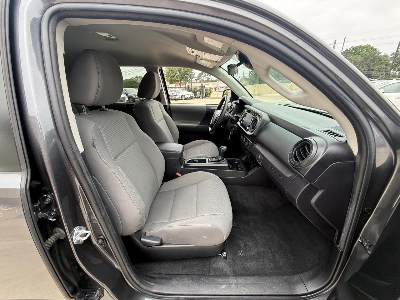 Toyota Tacoma SR5 Double Cab 2022