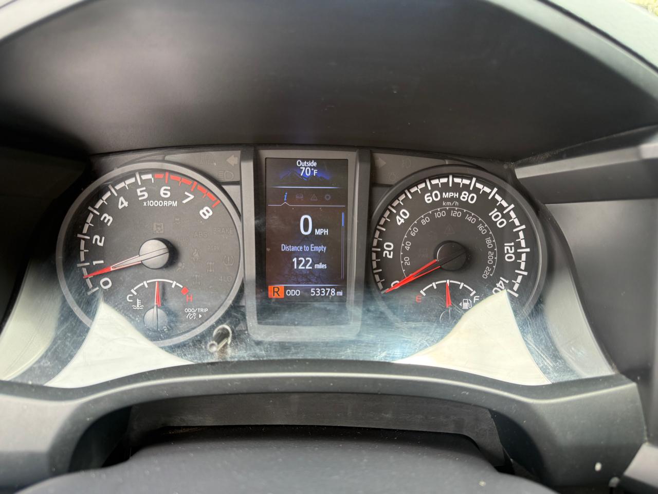 Toyota Tacoma SR5 Double Cab 2022