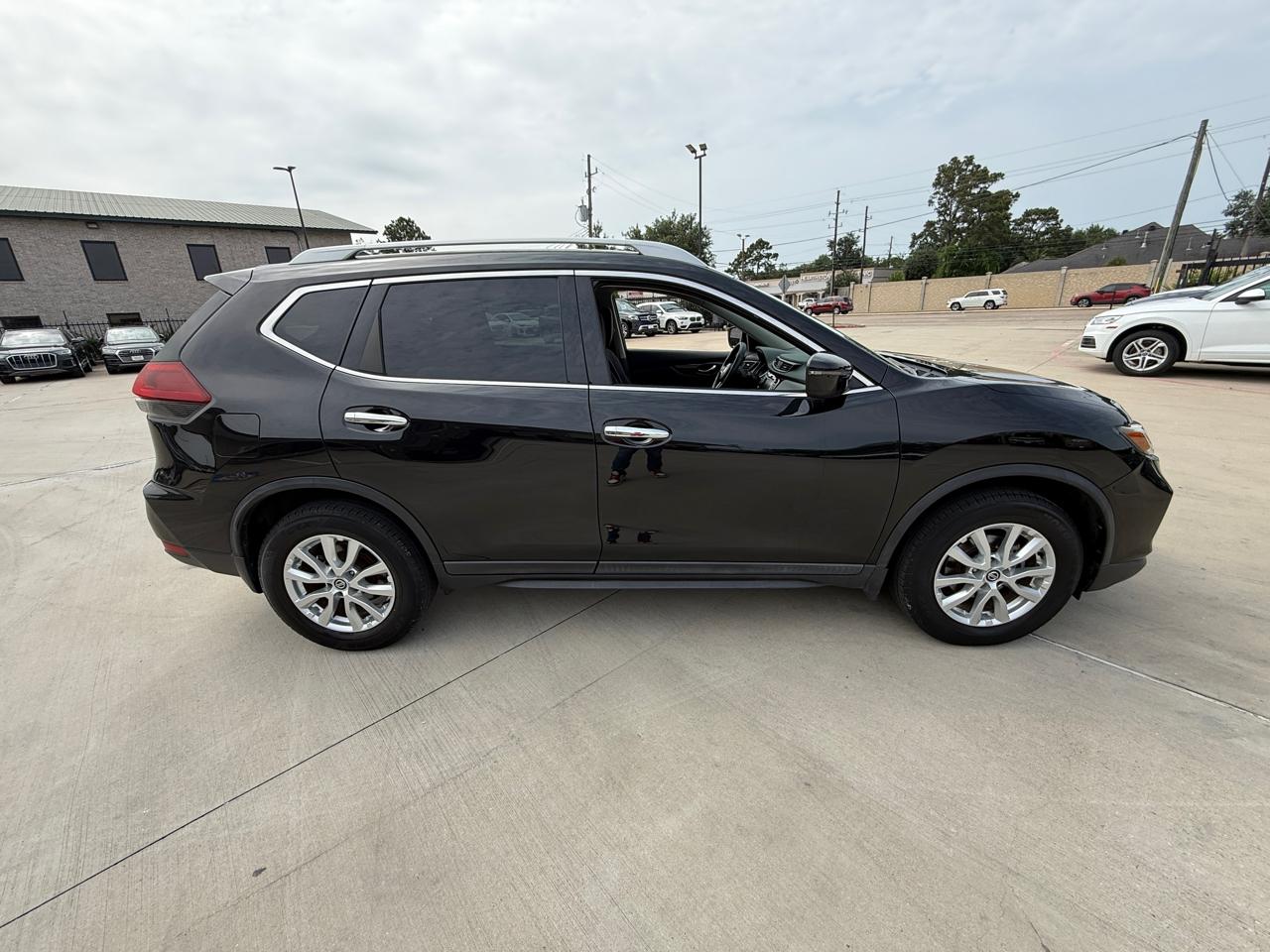 Nissan Rogue SV 2WD 2019