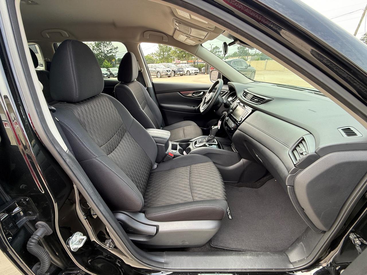 Nissan Rogue SV 2WD 2019