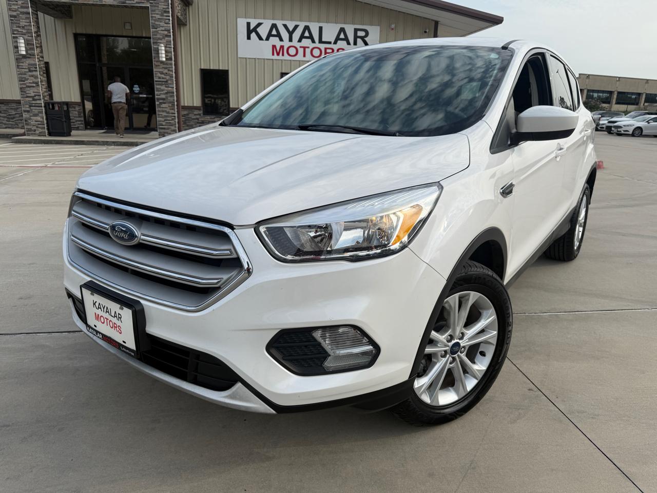 Ford Escape SE FWD 2019