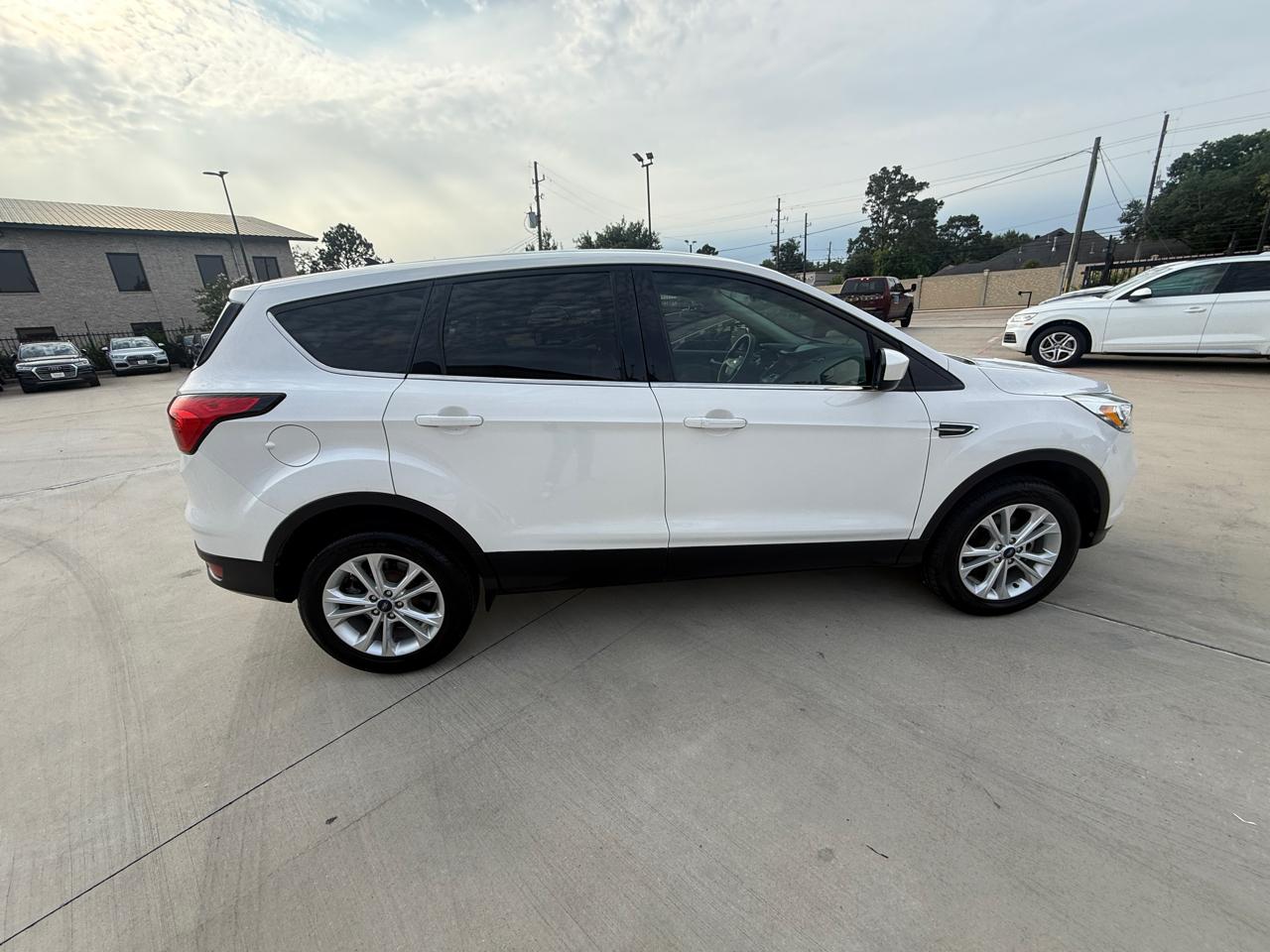 Ford Escape SE FWD 2019
