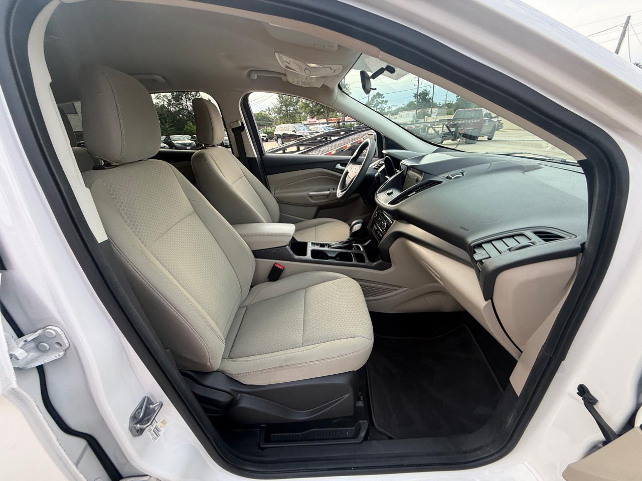 Ford Escape SE FWD 2019