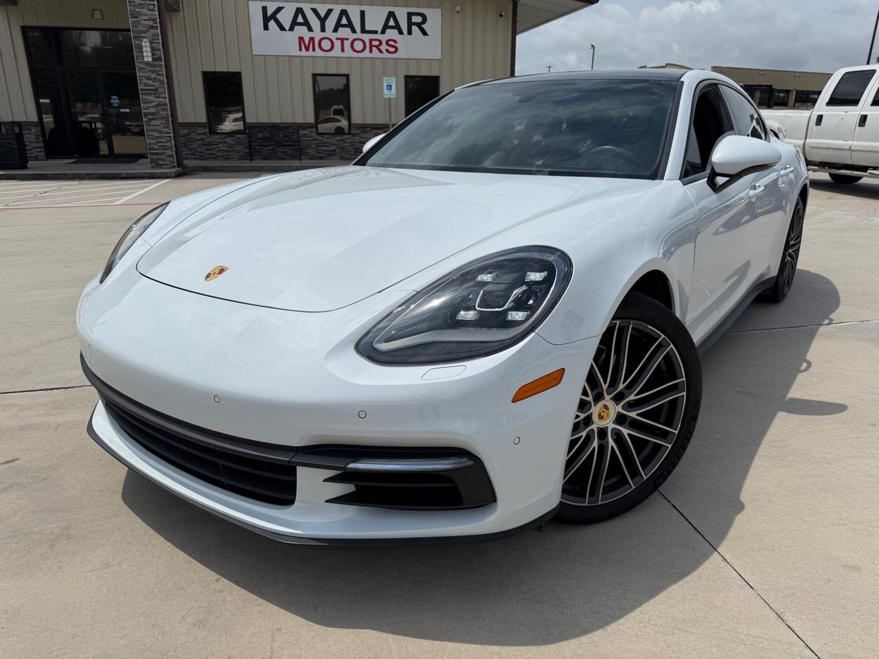 Porsche Panamera 4 AWD 2017