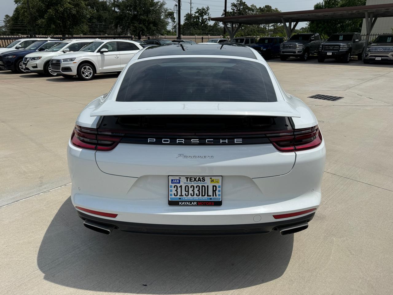 Porsche Panamera 4 AWD 2017