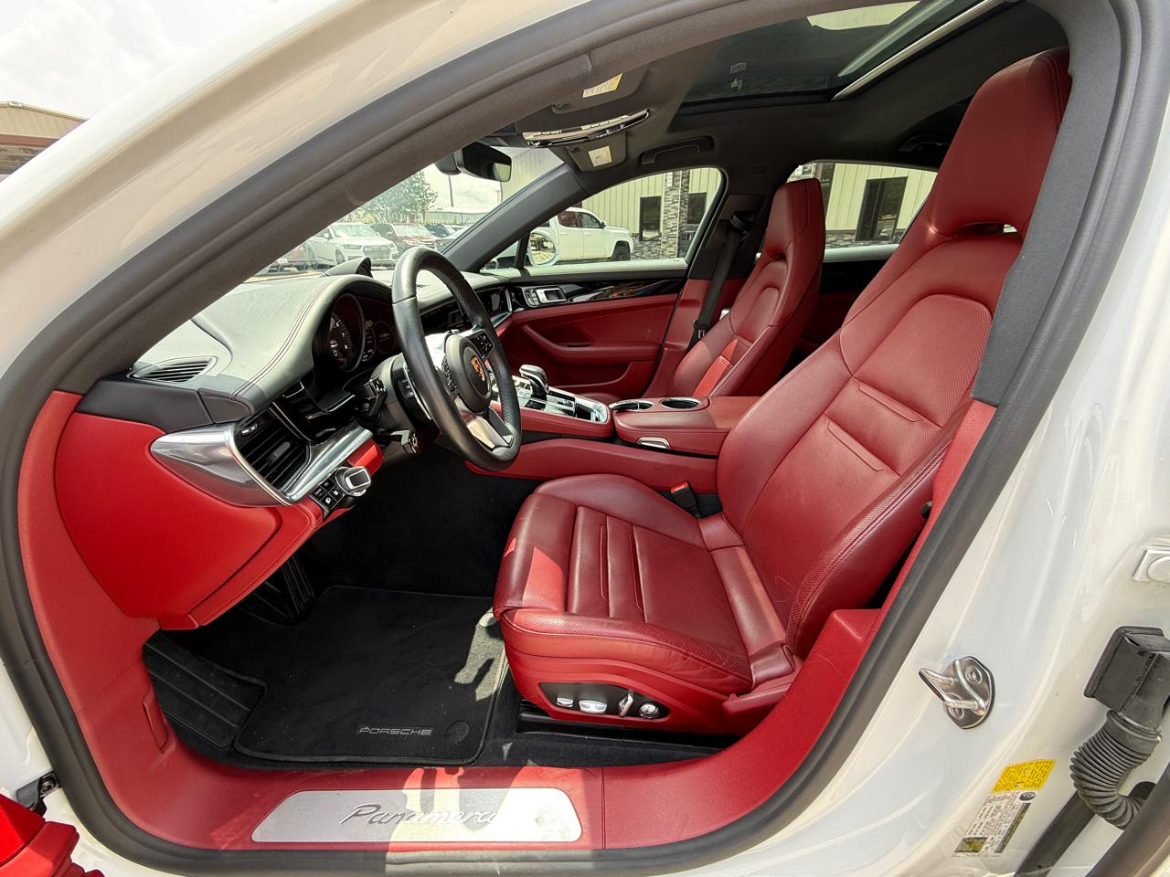 Porsche Panamera 4 AWD 2017