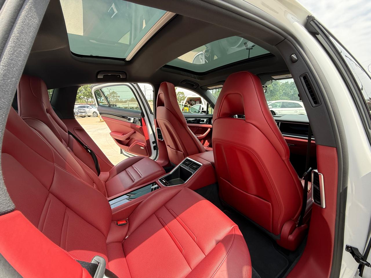 Porsche Panamera 4 AWD 2017