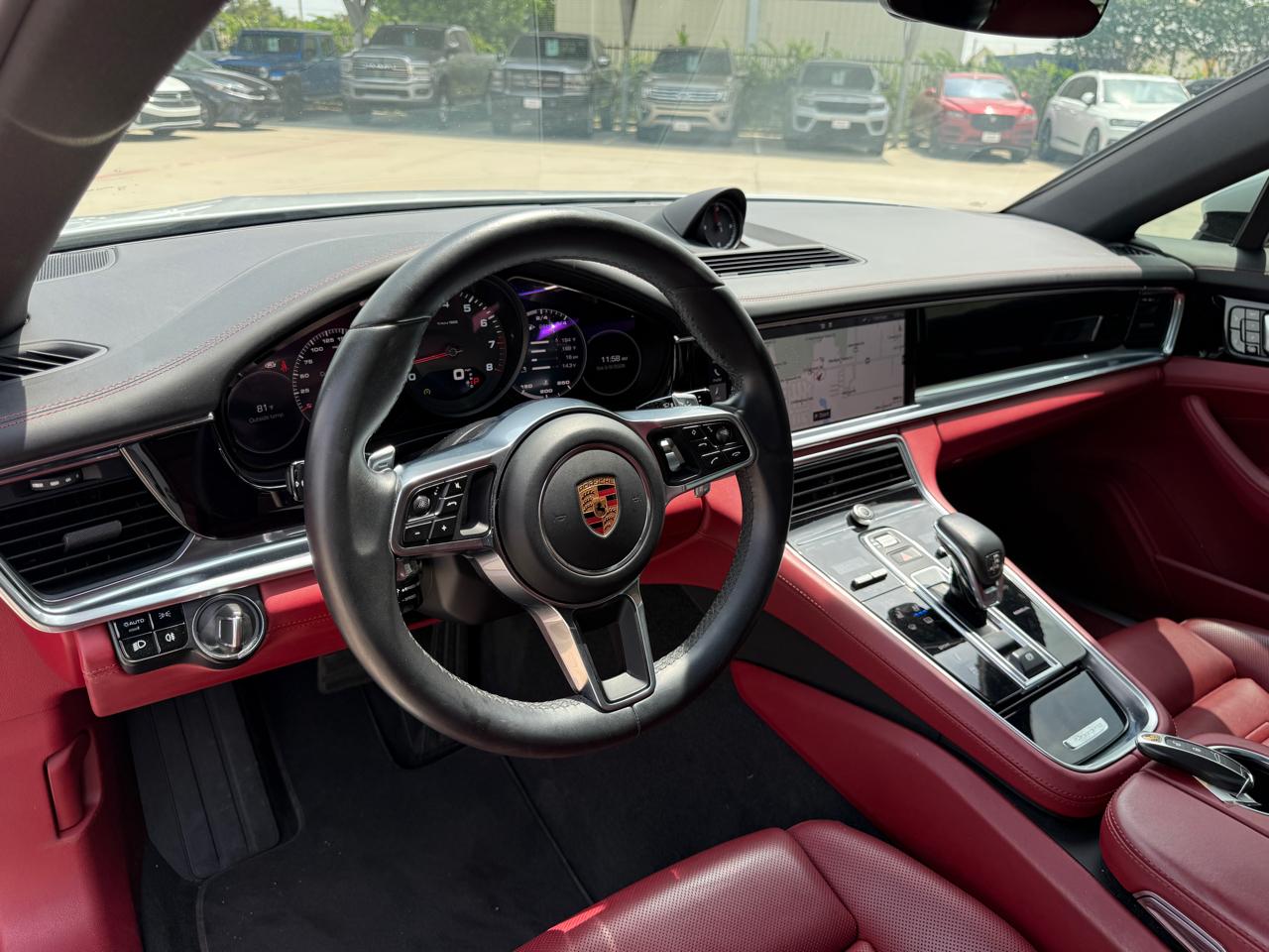 Porsche Panamera 4 AWD 2017