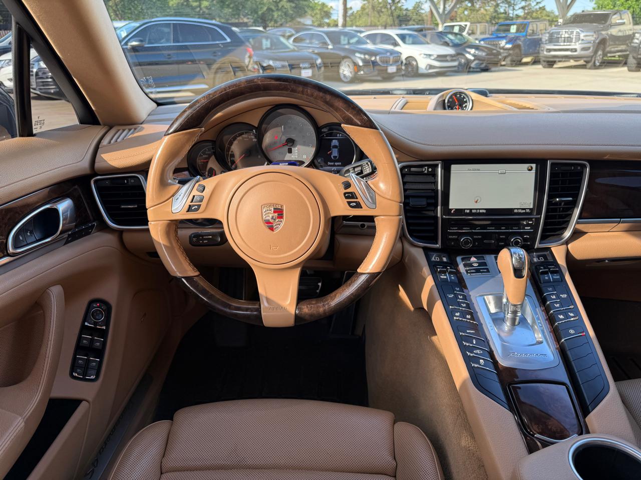 Porsche Panamera 4S Executive 2015