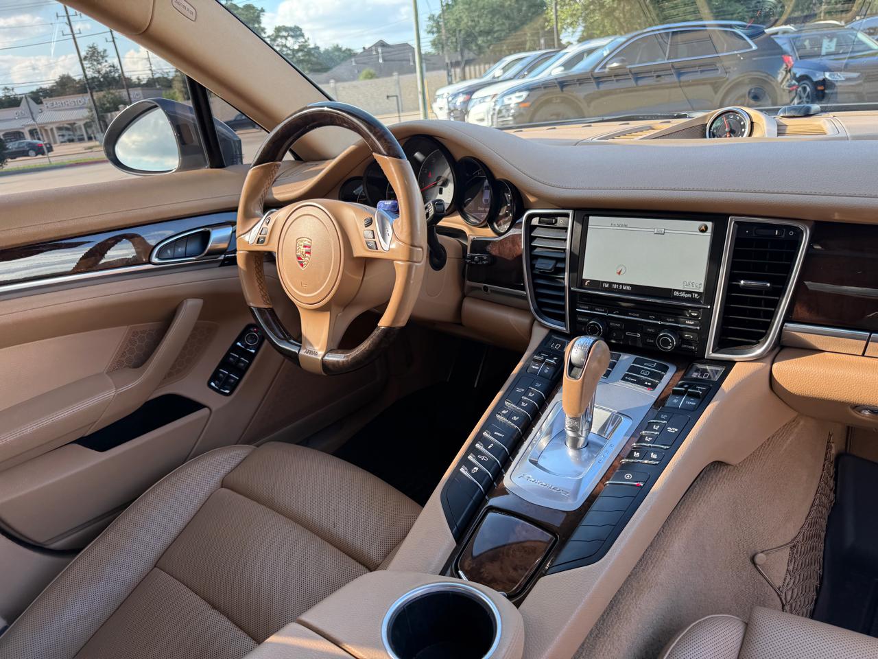 Porsche Panamera 4S Executive 2015