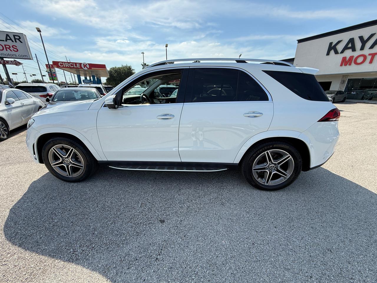 Mercedes-Benz GLE-Class  2022