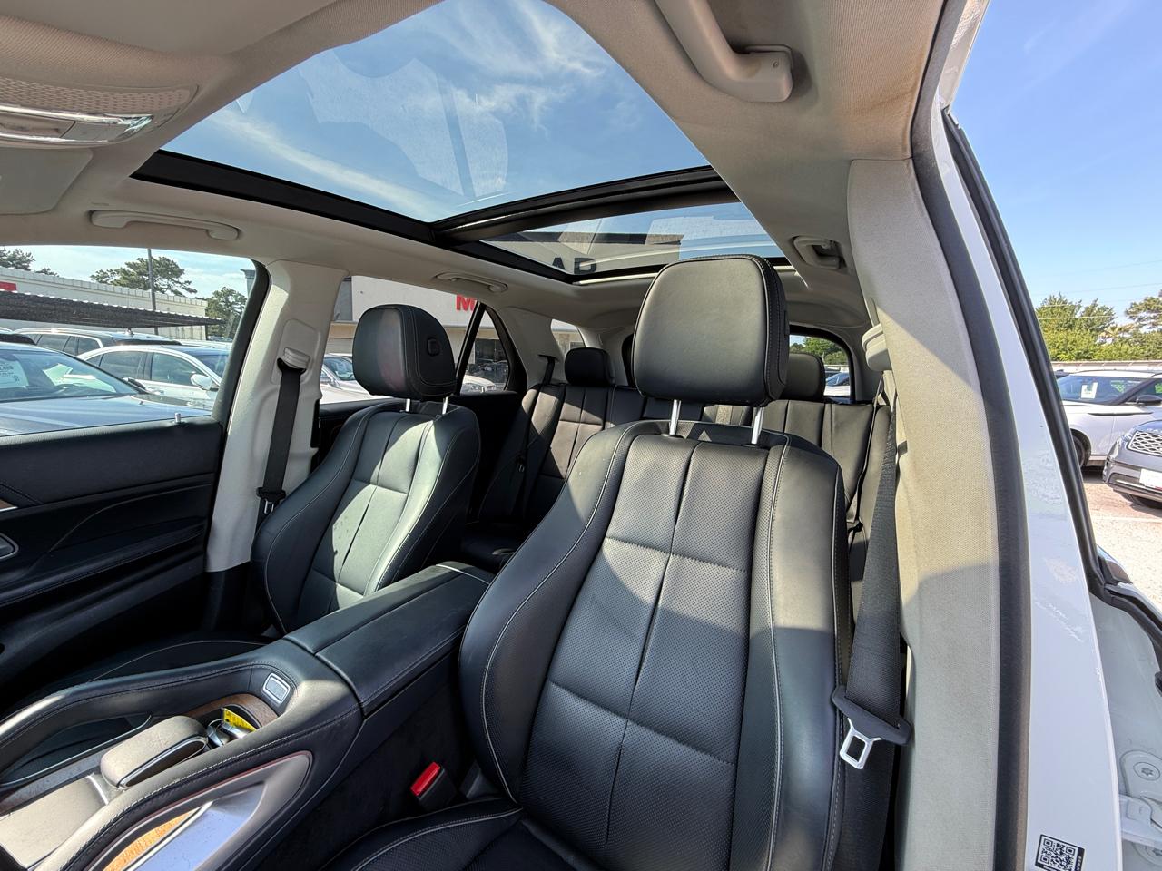 Mercedes-Benz GLE-Class  2022