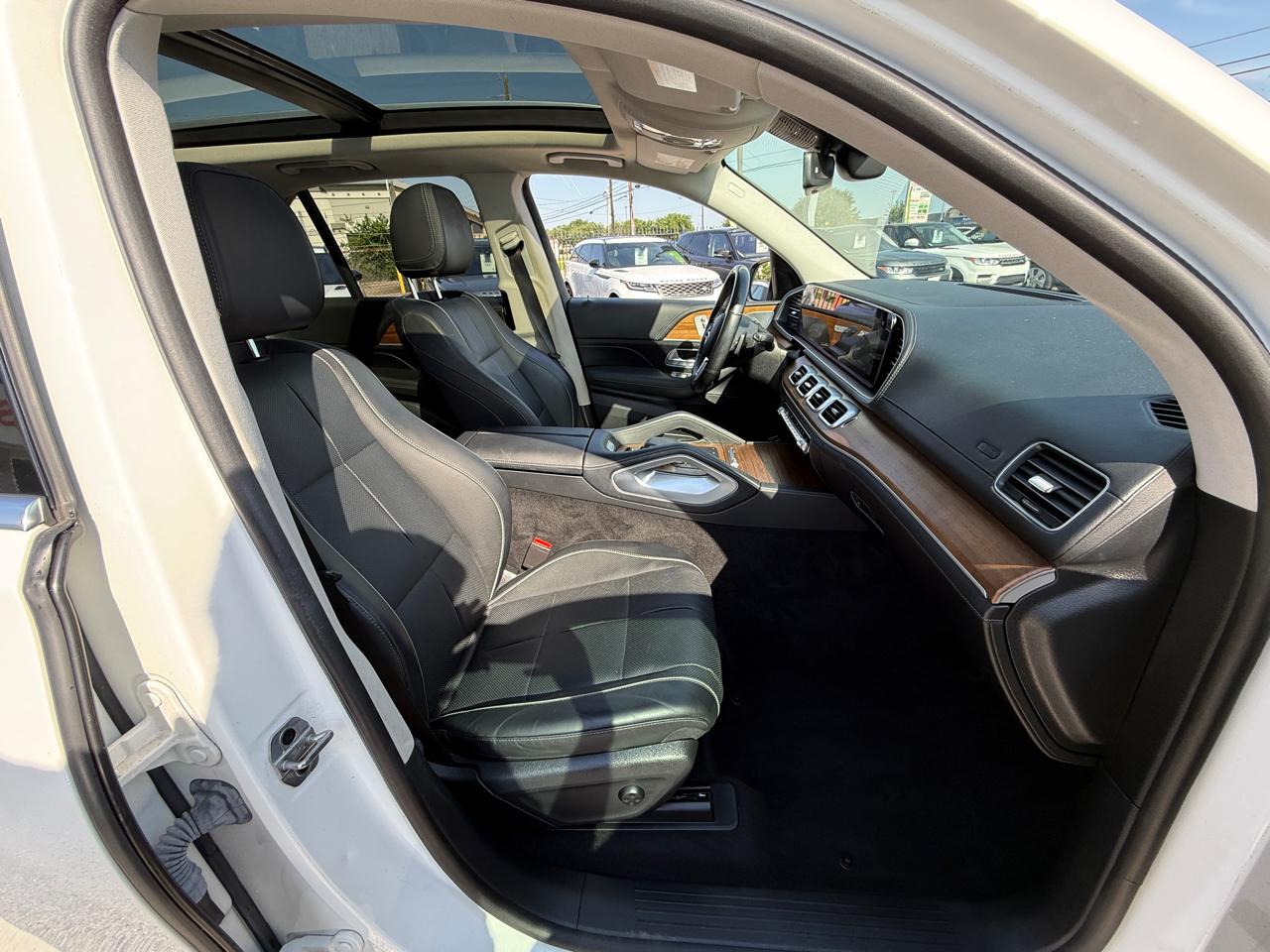 Mercedes-Benz GLE-Class  2022