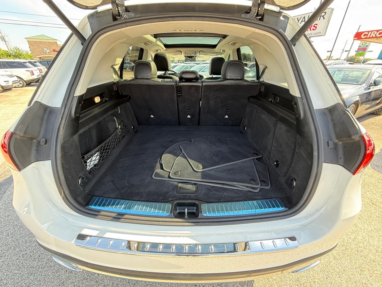 Mercedes-Benz GLE-Class  2022