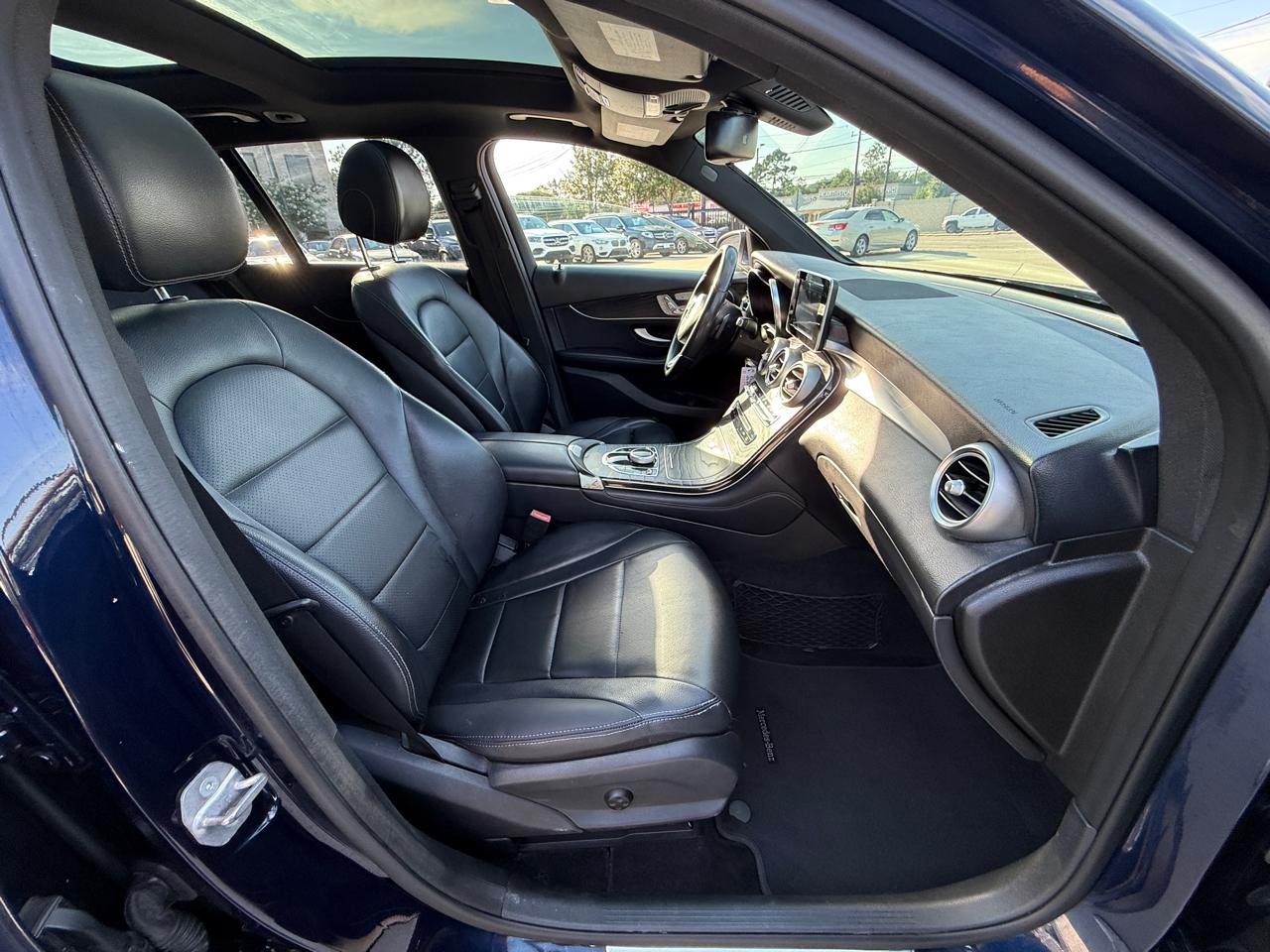 Mercedes-Benz GLC-Class GLC300 2018
